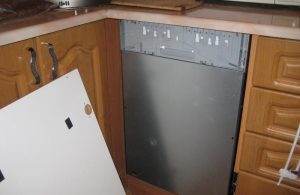 Установка фасада на посудомоечную машину в Красном Селе