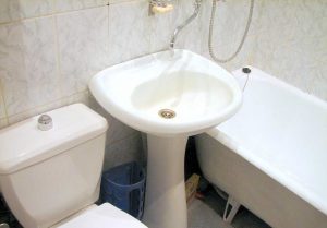 Установка раковины тюльпан в ванной в Красном Селе